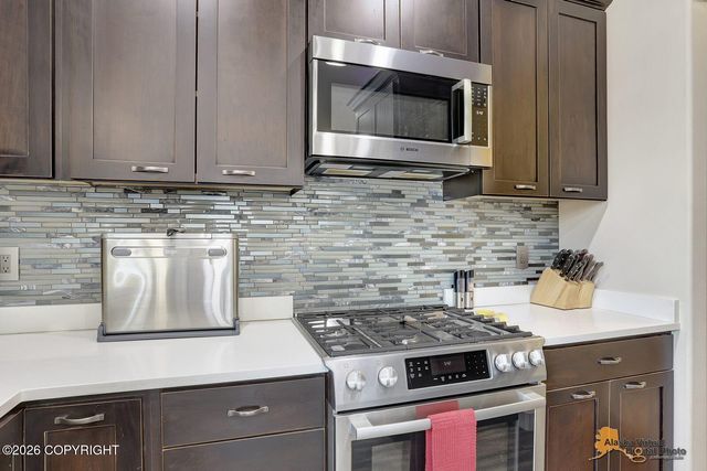 7078 S Hayfield Road, Wasilla, AK 99623