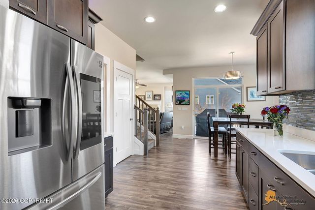 7078 S Hayfield Road, Wasilla, AK 99623