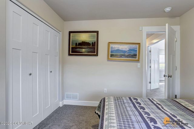 7078 S Hayfield Road, Wasilla, AK 99623