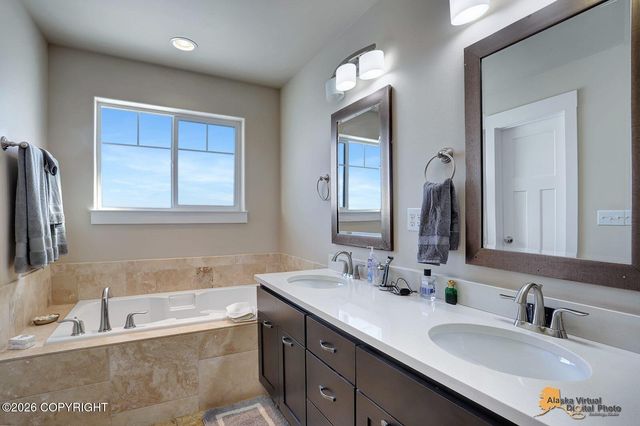 7078 S Hayfield Road, Wasilla, AK 99623