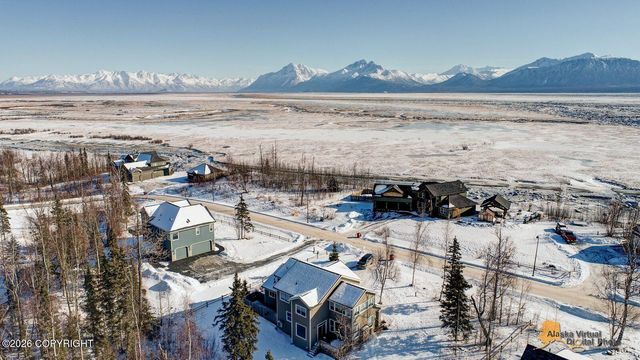 7078 S Hayfield Road, Wasilla, AK 99623