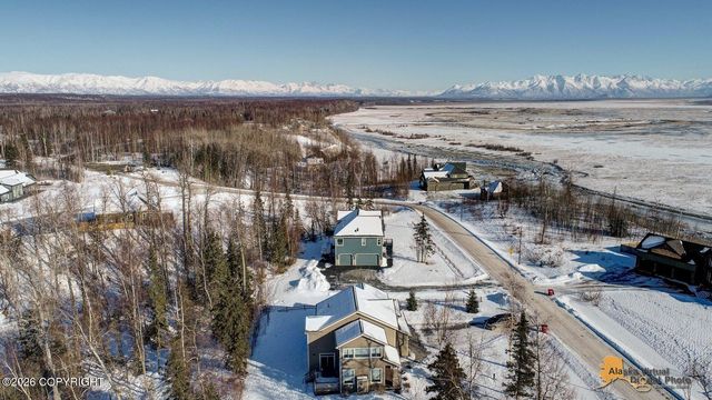 7078 S Hayfield Road, Wasilla, AK 99623