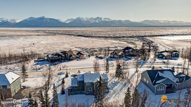 7078 S Hayfield Road, Wasilla, AK 99623