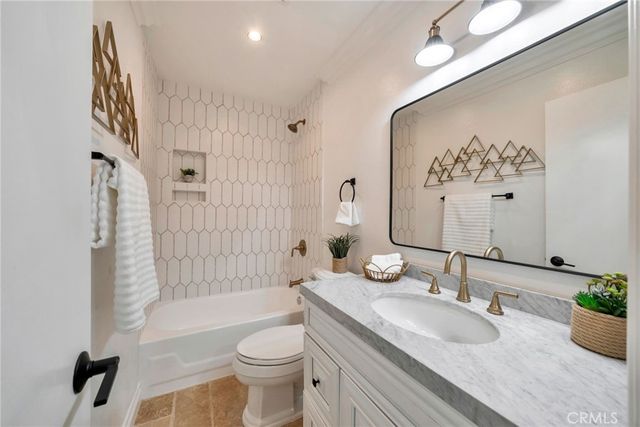 300 Cagney Lane 101, Newport Beach, CA 92663