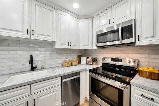 300 Cagney Lane 101, Newport Beach, CA 92663