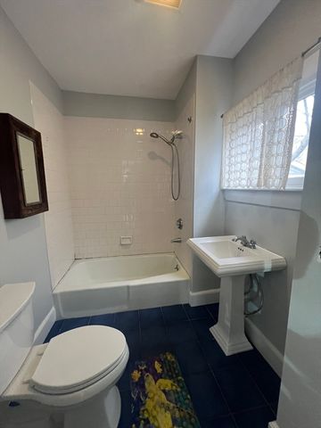 41 Concord Ave 2, Cambridge, MA 02138