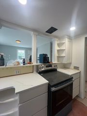 41 Concord Ave 2, Cambridge, MA 02138