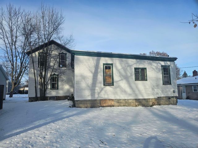 322 Wells Street, Caro, MI 48723