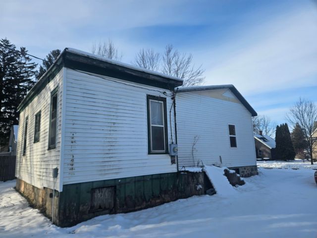 322 Wells Street, Caro, MI 48723