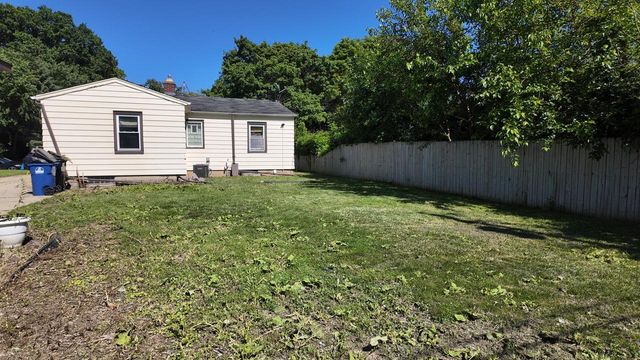 3424 4th AVENUE, Racine, WI 53402