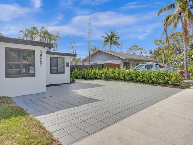 3661 NE 8th Avenue, Oakland Park, FL 33334