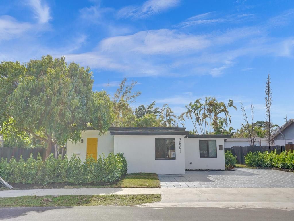 3661 NE 8th Avenue, Oakland Park, FL 33334