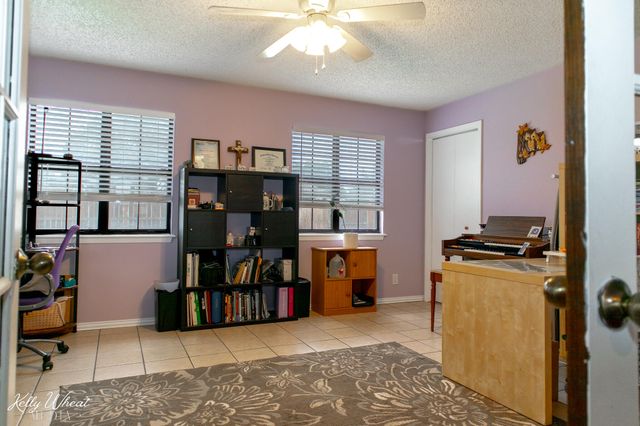 5017 Green Valley Circle, San Angelo, TX 76904