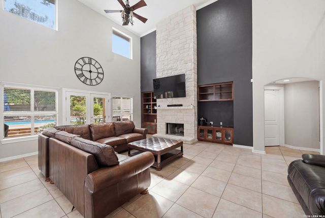 9619 ASTER CIR, Garden Ridge, TX 78266