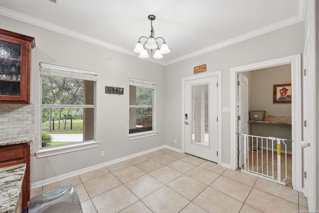 9619 ASTER CIR, Garden Ridge, TX 78266