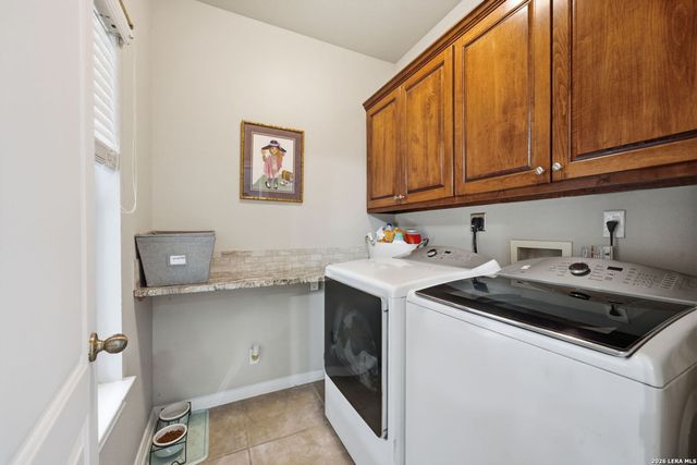 9619 ASTER CIR, Garden Ridge, TX 78266
