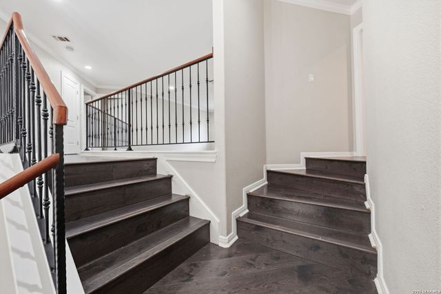 9619 ASTER CIR, Garden Ridge, TX 78266