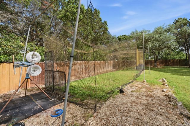 9619 ASTER CIR, Garden Ridge, TX 78266