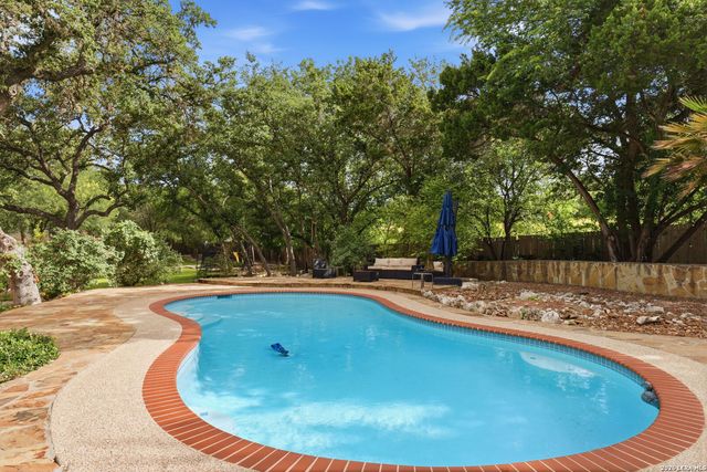 9619 ASTER CIR, Garden Ridge, TX 78266