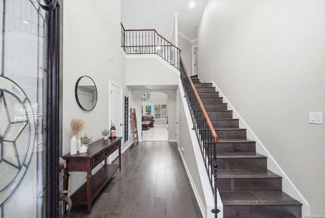 9619 ASTER CIR, Garden Ridge, TX 78266