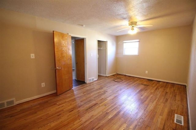 7521 Katherine Street, Taylor, MI 48180