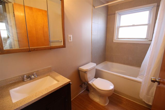 7521 Katherine Street, Taylor, MI 48180