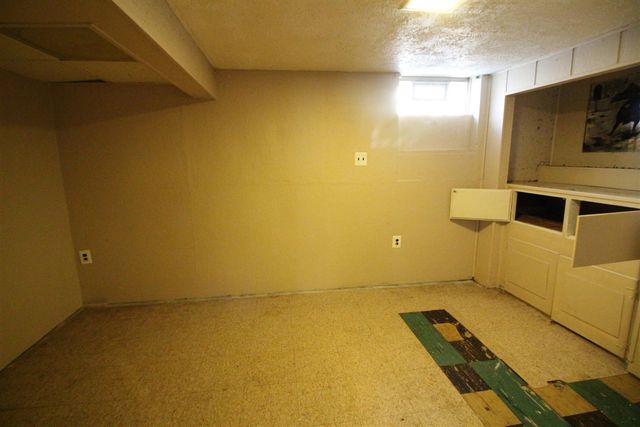 7521 Katherine Street, Taylor, MI 48180