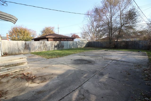 7521 Katherine Street, Taylor, MI 48180