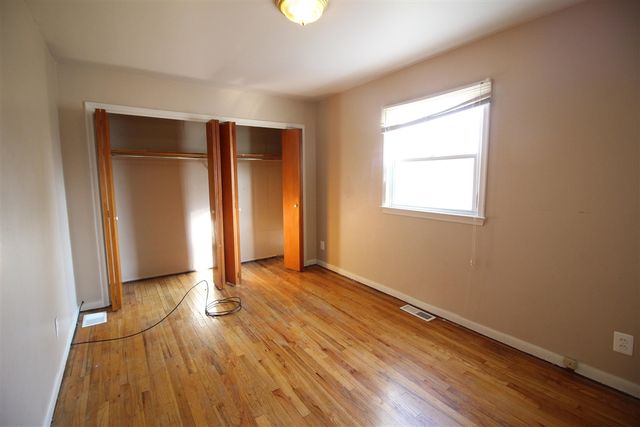 7521 Katherine Street, Taylor, MI 48180