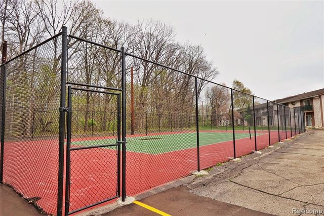 7600 Woodview Street 2, Westland, MI 48185
