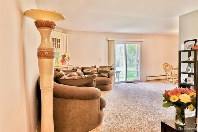7600 Woodview Street 2, Westland, MI 48185