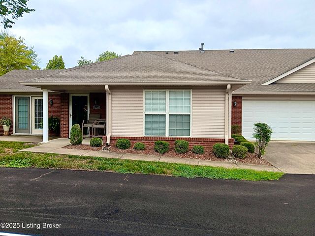 9231 Hawthorne Pointe Dr, Louisville, KY 40272