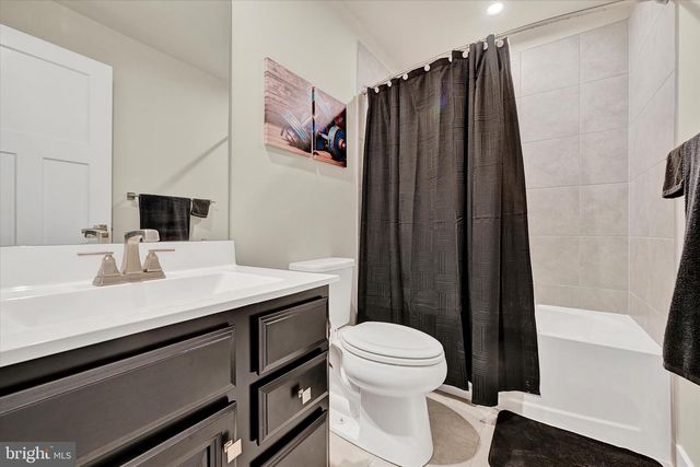 6257 ISLINGTON ST, Middle River, MD 21220