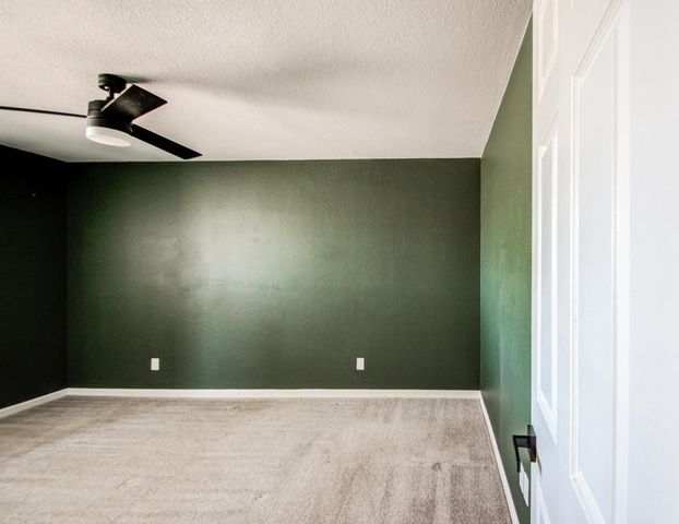 7761 N 19th Drive, Phoenix, AZ 85021