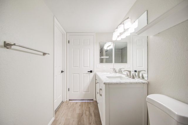 7761 N 19th Drive, Phoenix, AZ 85021