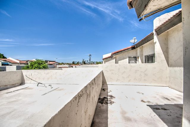 7761 N 19th Drive, Phoenix, AZ 85021