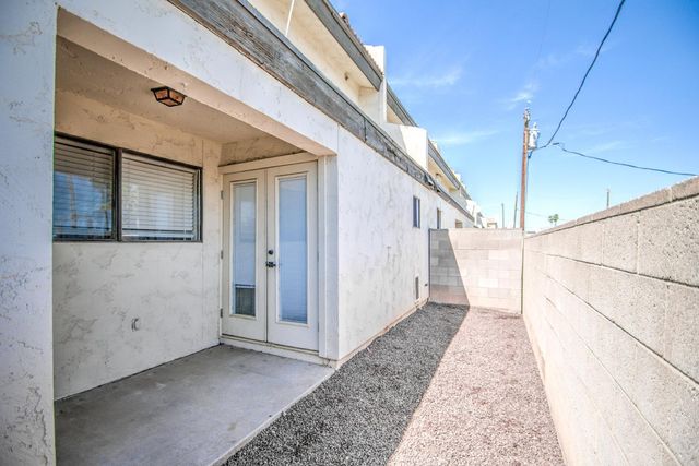 7761 N 19th Drive, Phoenix, AZ 85021