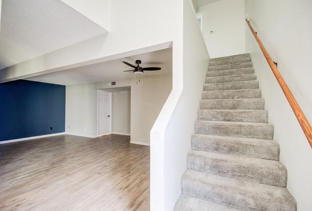 7761 N 19th Drive, Phoenix, AZ 85021