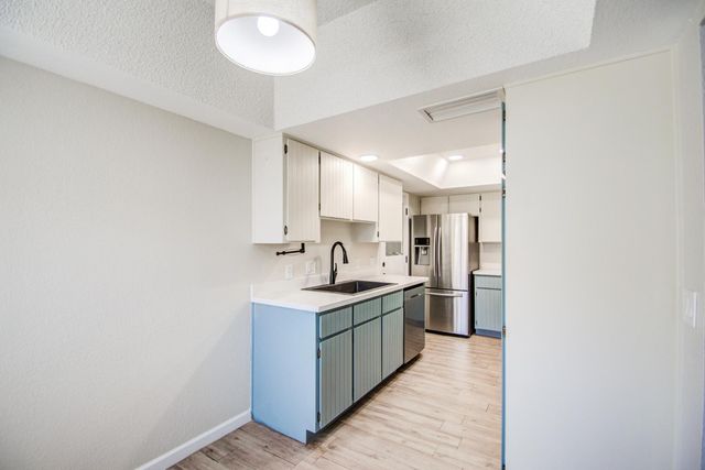 7761 N 19th Drive, Phoenix, AZ 85021