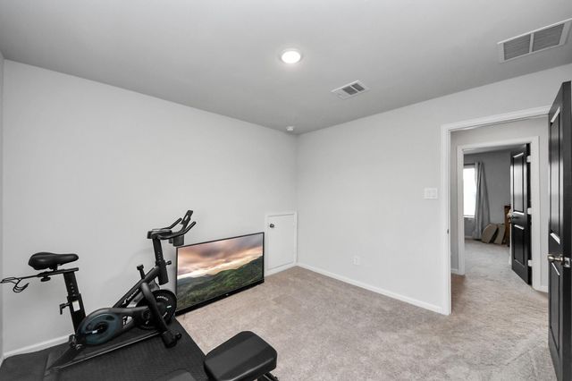 215 Intrepid Trail, Magnolia, TX 77354