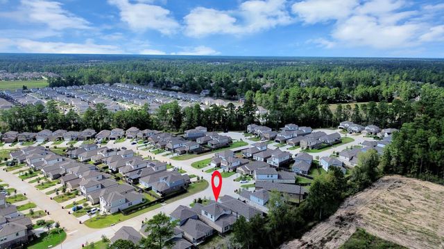 215 Intrepid Trail, Magnolia, TX 77354