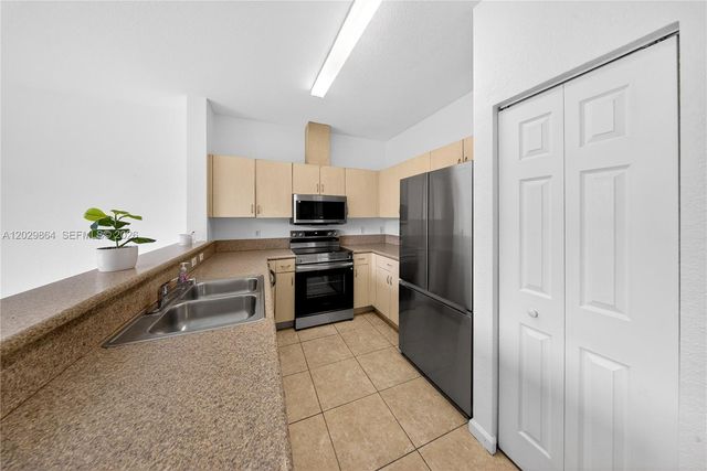 12080 SW 268th Street 28, Homestead, FL 33032