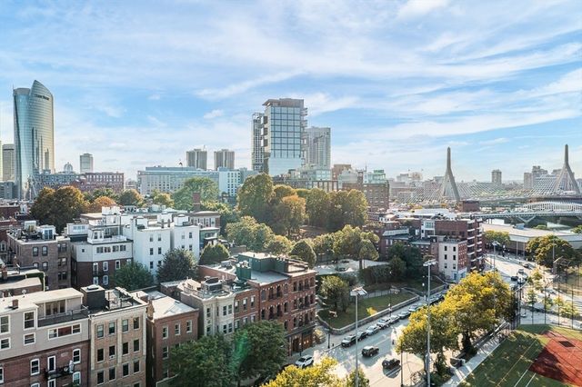 5 Holden Ct 3, Boston, MA 02109