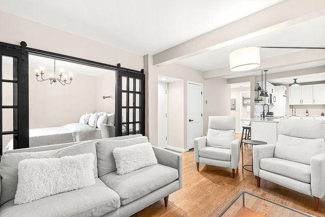 5 Holden Ct 3, Boston, MA 02109