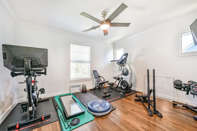 605 Quintana Roo Place, Seabrook, TX 77586