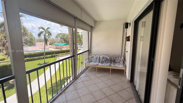 303 Racquet Club Road 206, Weston, FL 33326