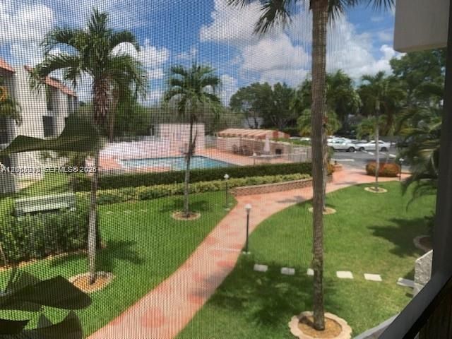303 Racquet Club Road 206, Weston, FL 33326