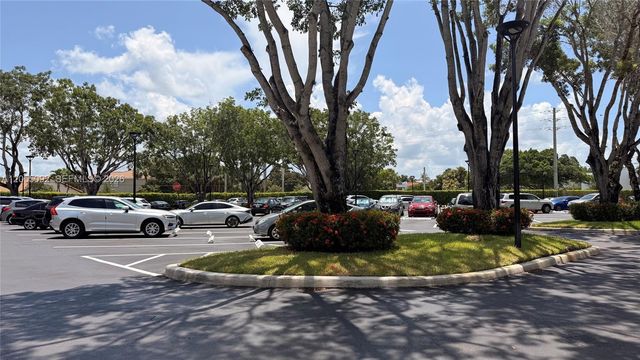 303 Racquet Club Road 206, Weston, FL 33326