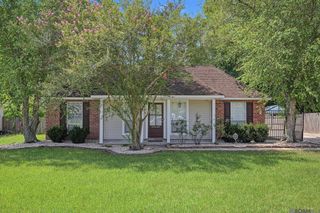13668 South Trace, Walker, LA 70785