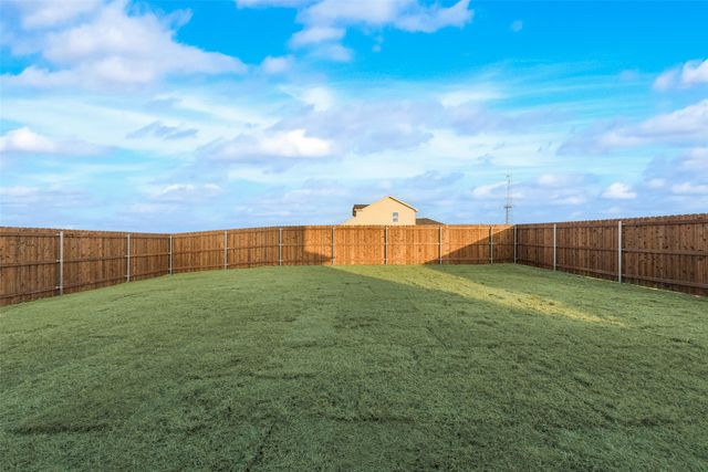 1536 Twin Forks Drive, Saginaw, TX 76179